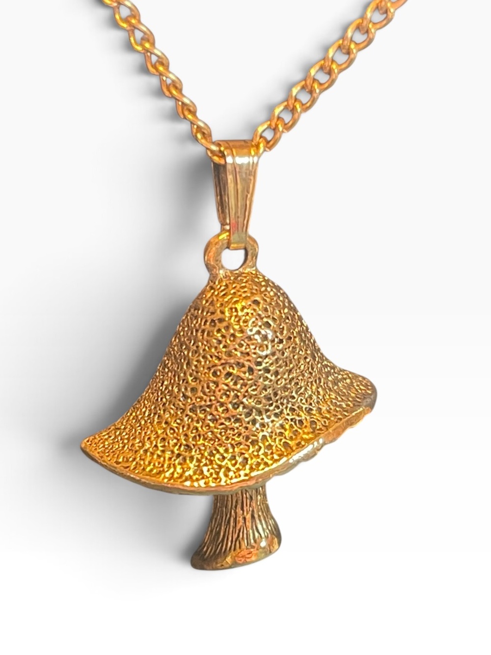 1970’s Sarah Coventry Mushroom Necklace in “Collectors Item” Hostess Packing